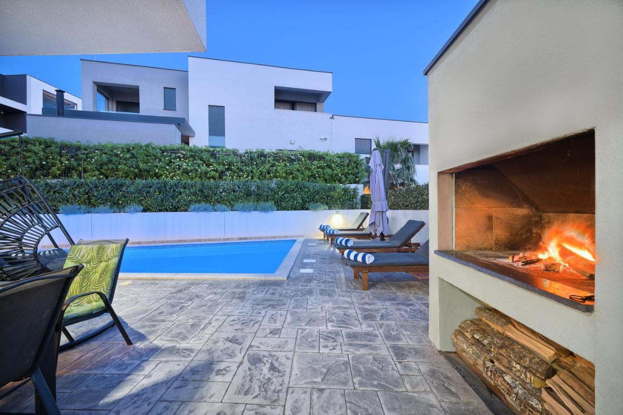Villa Celestial Split Exterior photo